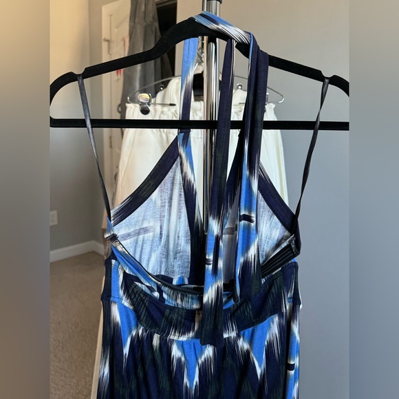 Banana Republic ikat print halter maxi dress size M - Picture 7 of 8